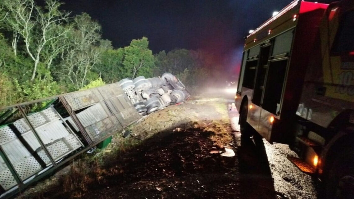 Caminhoneiro morre após acidente grave na BR-470 em SC