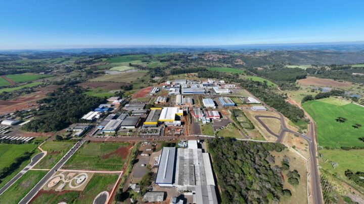 Indústria do oeste catarinense emprega mais de 94 mil pessoas