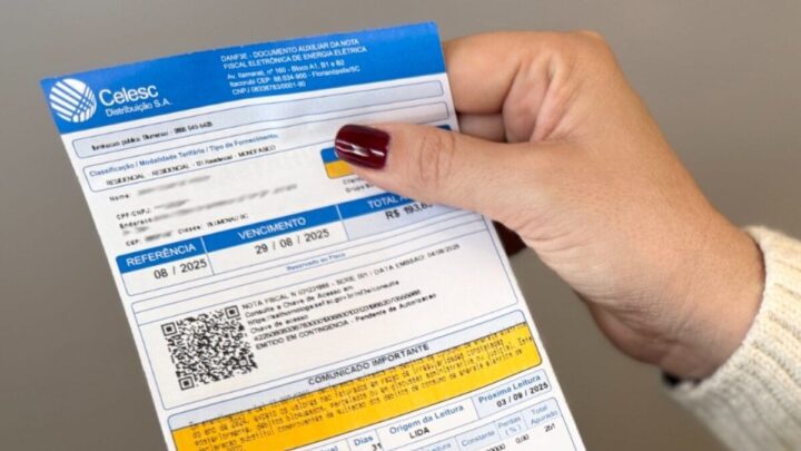Celesc anuncia reajuste na conta de luz; saiba quanto