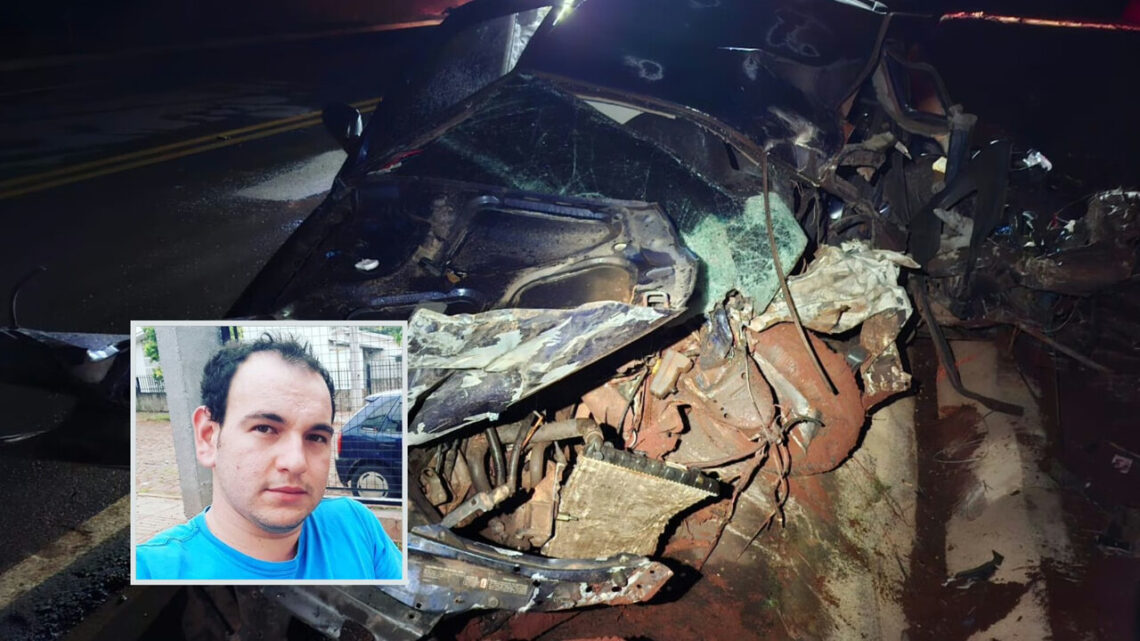Motorista morre após invadir contramão e colidir de frente com caminhão na SC-480 Motorista morre após invadir contramão e colidir de frente com caminhão na SC-480