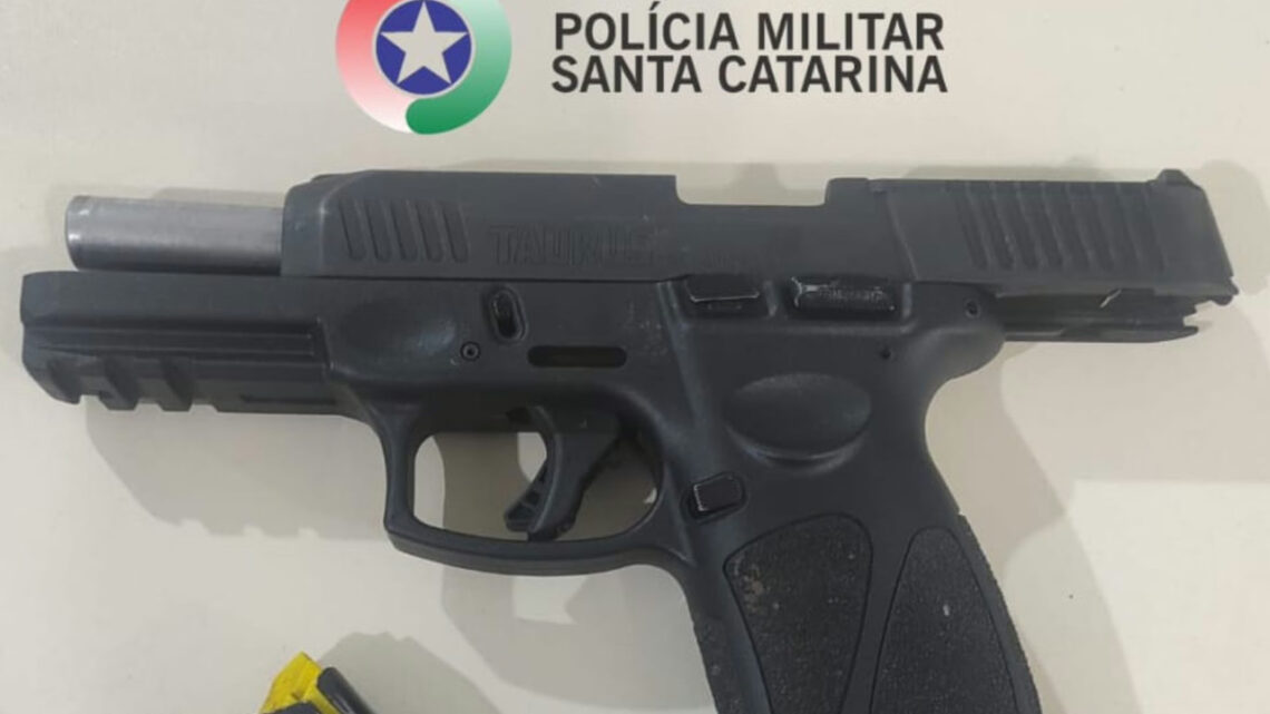 Polícia prende suspeito de disparo que feriu homem em casa noturna de SC Polícia prende suspeito de disparo que feriu homem em casa noturna de SC
