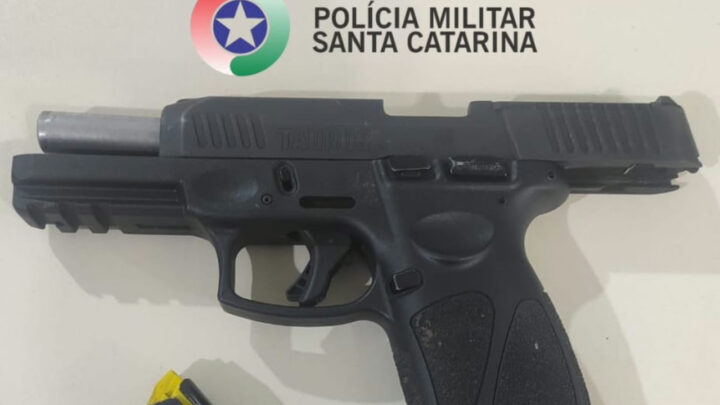 Polícia prende suspeito de disparo que feriu homem em casa noturna de SC