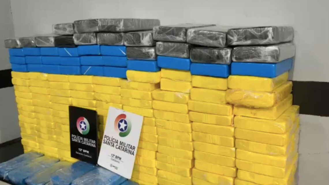 Casal é denunciado por tráfico após apreensão de quase 200 quilos de drogas em SC Casal é denunciado por tráfico após apreensão de quase 200 quilos de drogas em SC