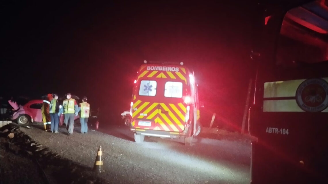 Homem morre preso às ferragens após colisão lateral em Itapiranga no Oeste de SC
