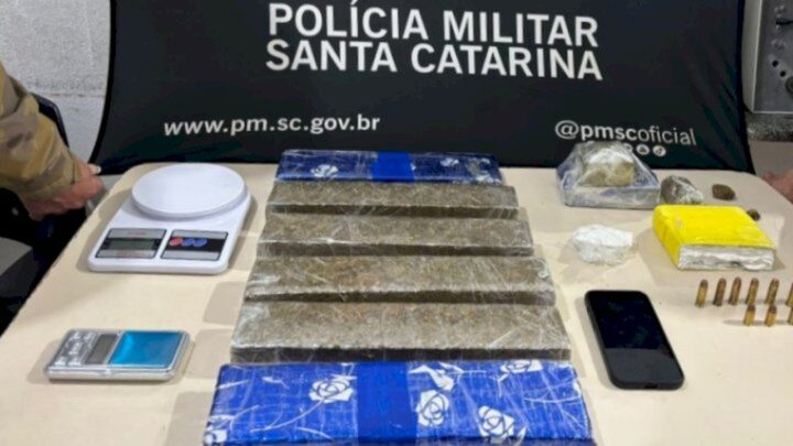 Após pedido de ajuda, Polícia Militar apreende maconha e munições em Tijucas