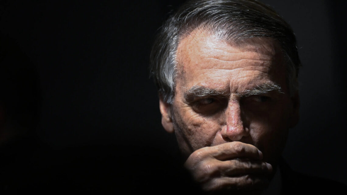 1ª Turma do STF forma maioria para condenar Bolsonaro por suposto golpe de Estado