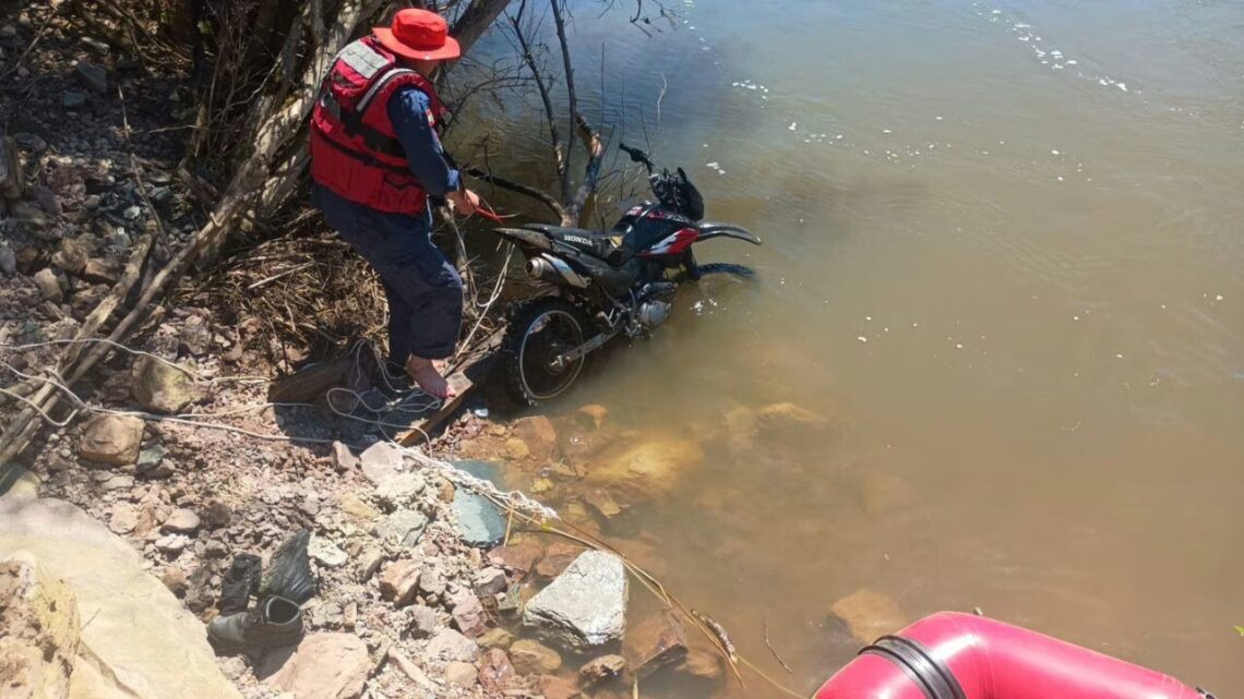 Bombeiros buscam por homem desaparecido após cair em rio em Urubici