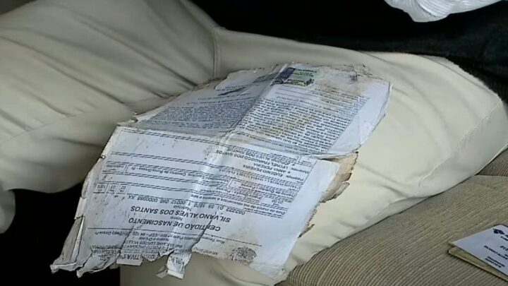 Erro de cartório faz homem viver 40 anos com nome e gênero trocados na identidade