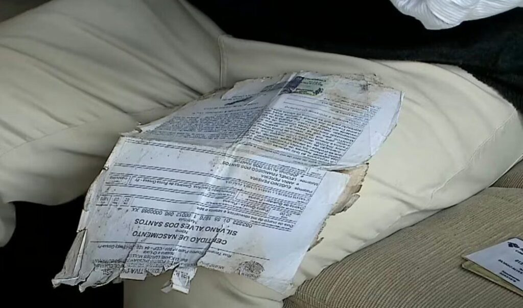 Erro de cartório faz homem viver 40 anos com nome e gênero trocados na identidade Erro de cartório faz homem viver 40 anos com nome e gênero trocados na identidade