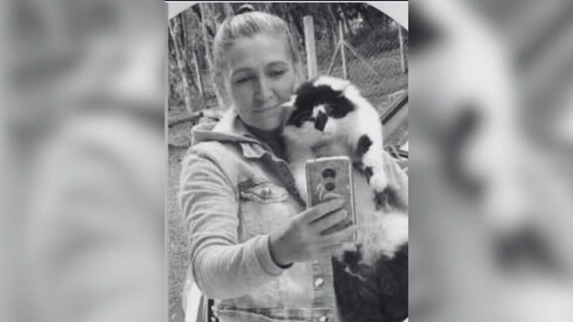 ‘Muito triste’: identificada mulher morta a tiros ‘por ciúmes’ em SC