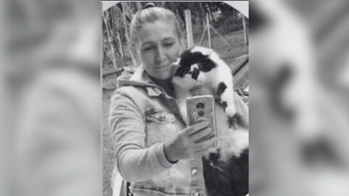 ‘Muito triste’: identificada mulher morta a tiros ‘por ciúmes’ em SC