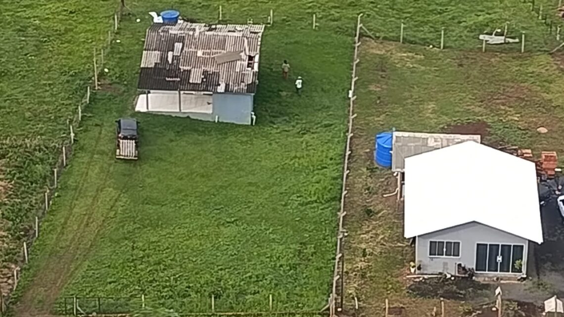 Chapecó atende mais de 60 ocorrências de estragos de forte temporal; veja as imagens