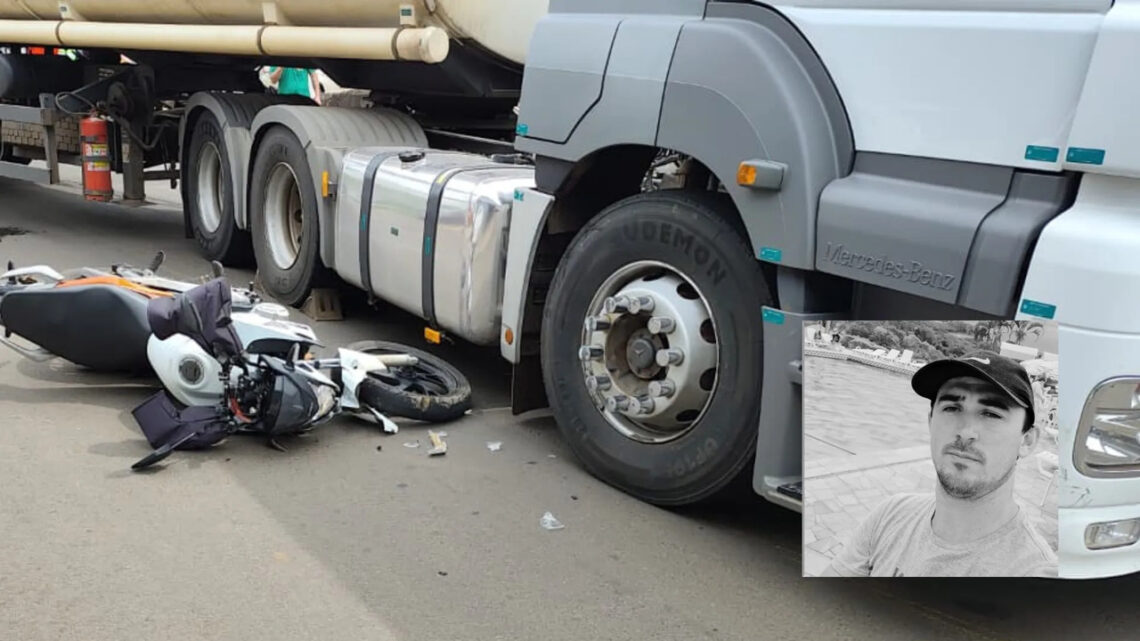 Motoboy morre após colisão com carreta em Chapecó SC