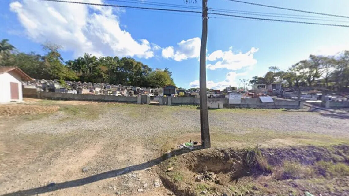 Duas meninas são sequestradas à luz do dia em SC Duas meninas são sequestradas à luz do dia em SC