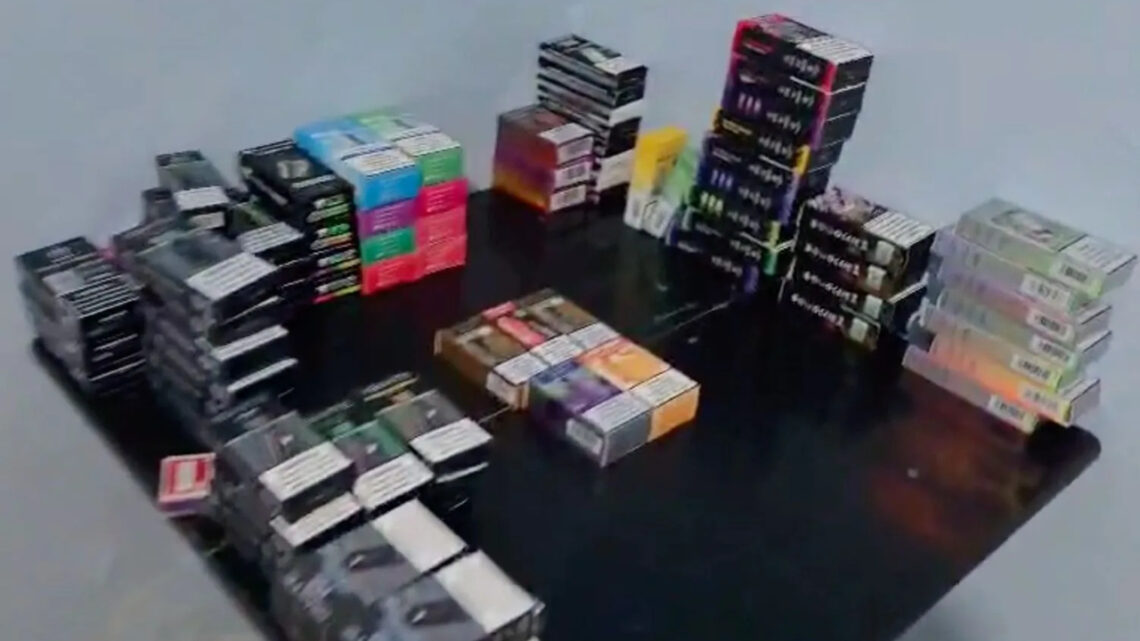 Operação contra contrabando de cigarros eletrônicos é realizada em SC