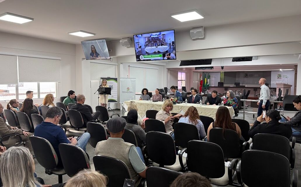Câmara de Chapecó é palco da 1ª Conferência Regional da Defensoria Pública Câmara de Chapecó é palco da 1ª Conferência Regional da Defensoria Pública