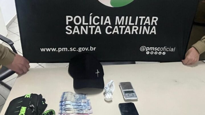 Polícia Militar apreende drogas e prende homem evadido do presídio de Chapecó em Joaçaba