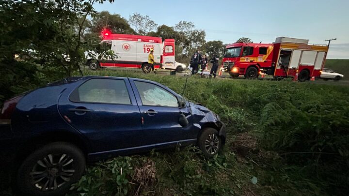 Motorista fica ferido após saída de pista na SC-480 em Xanxerê