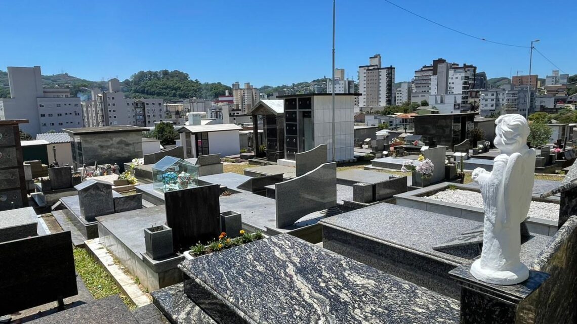Prefeitura de Concórdia realiza limpeza e melhorias no cemitério municipal Prefeitura de Concórdia realiza limpeza e melhorias no cemitério municipal