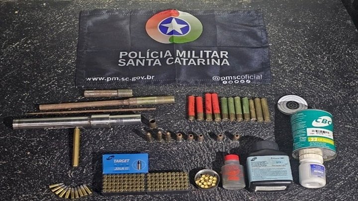 Homem é preso porte ilegal de arma de fogo e munições em São Lourenço do Oeste