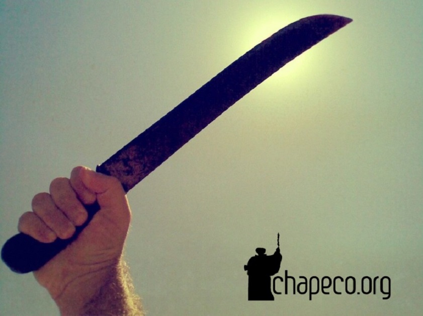 Suspeito de atacar dois homens com facão é preso em SC