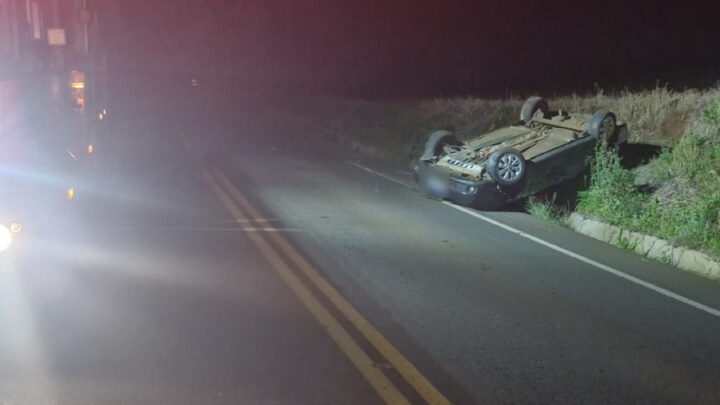 Acidente com capotamento mobiliza bombeiros na SC-155 em Abelardo Luz