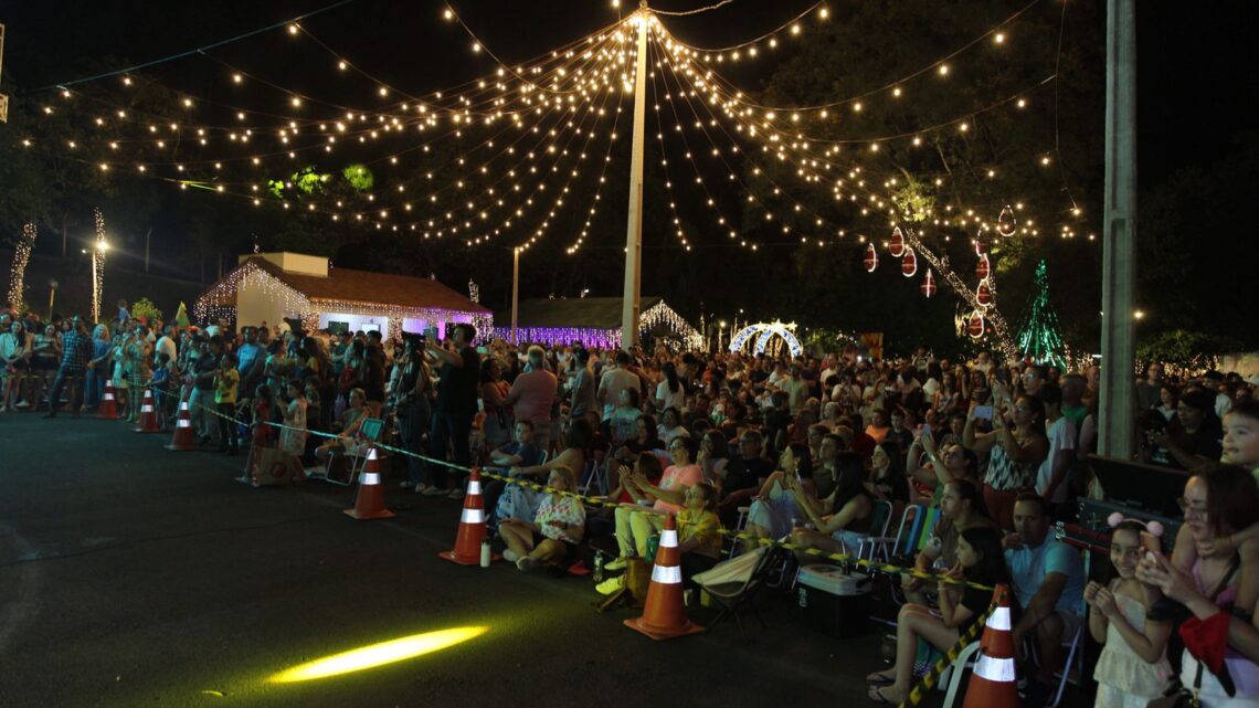 Inaugurada decoração e iluminação do Ecoparque