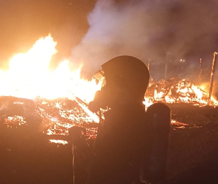 Incêndio destrói parte de serraria no interior de Santa Terezinha do Progresso