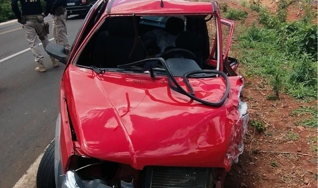 Colisão entre carro e moto deixa um ferido na BR-282 em Xanxerê; veja o vídeo