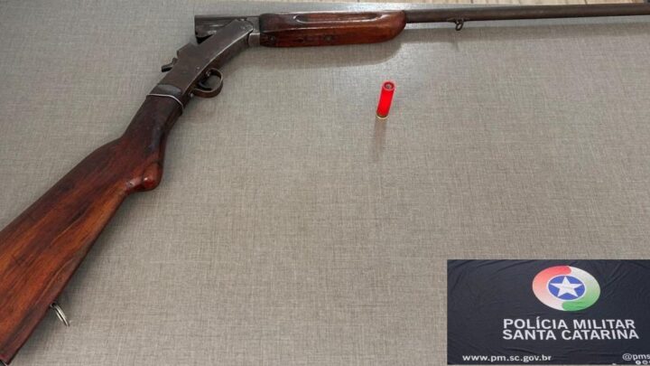 Polícia Militar prende homem por ameaça e posse irregular de arma de fogo no interior do município de Anita Garibaldi