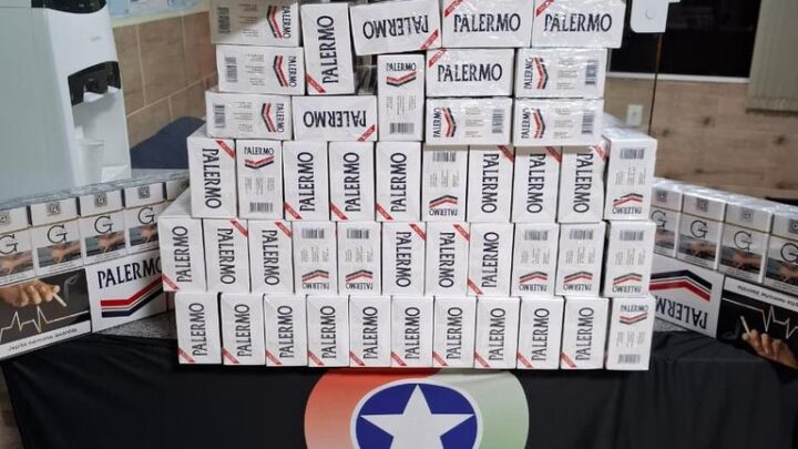 Passageiro de ônibus é flagrado com carga de cigarros contrabandeados em Bom Jesus