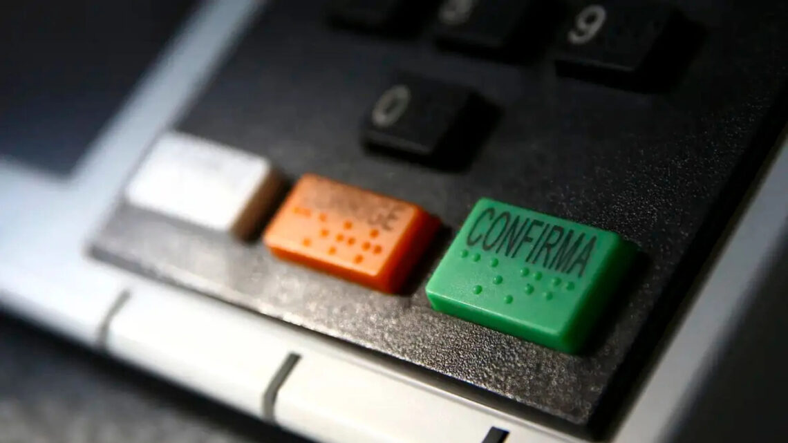 Pesquisa Datafolha mostra quais nomes os eleitores para substituir Bolsonaro em 2026