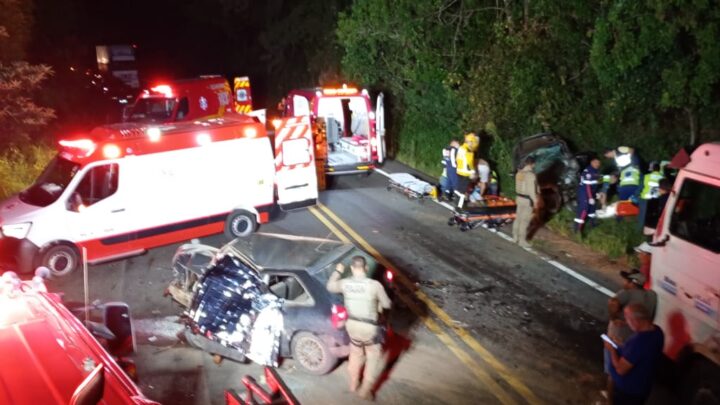 Colisão frontal na BR-280 deixa um morto e dois feridos em Porto União