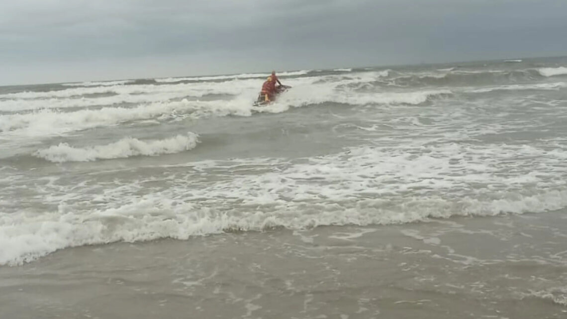 Corpo de jovem desaparecido no mar de SC é encontrado