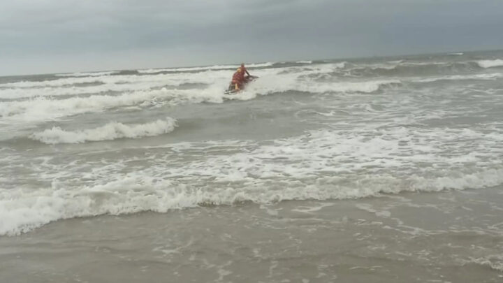Corpo de jovem desaparecido no mar de SC é encontrado