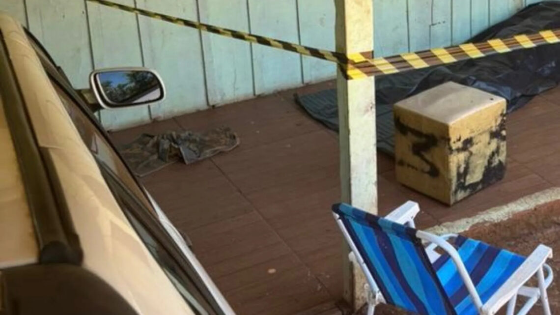 Homem é morto com três tiros enquanto tomava chimarrão no interior de SC