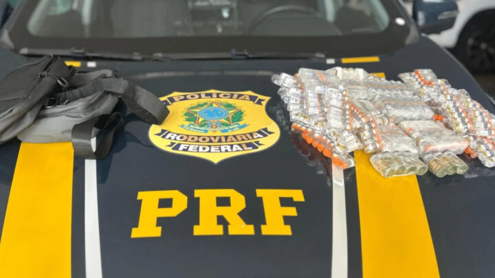 Remédios ilegais avaliados em mais de R$ 1 milhão são apreendidos na BR-101; veja onde em SC