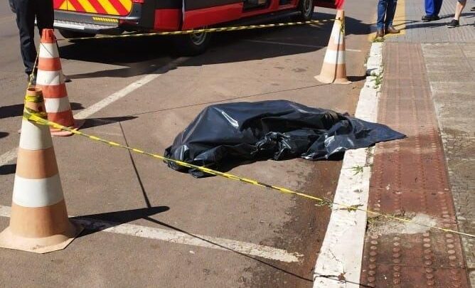 Trabalhador morre após cair do 3º andar de edifício durante serviço em Campos Novos