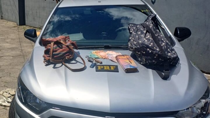Casal é preso no Sul catarinense após roubo de automóvel e tentativa de golpe em pedágio