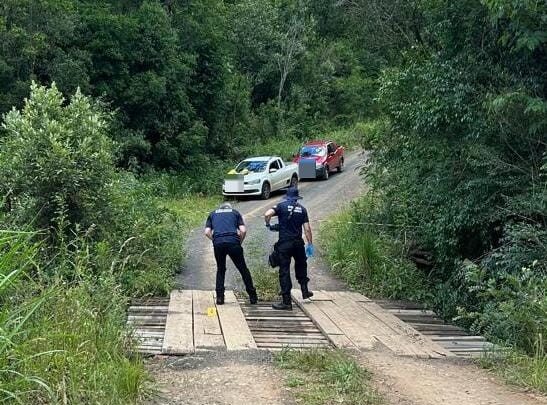 Idoso é encontrado morto em área de mata após sofrer queda no Oeste