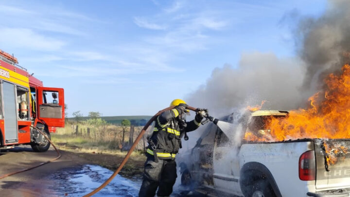 Incêndios em veículos são registrados com pouco mais de 10 minutos de intervalo em Chapecó