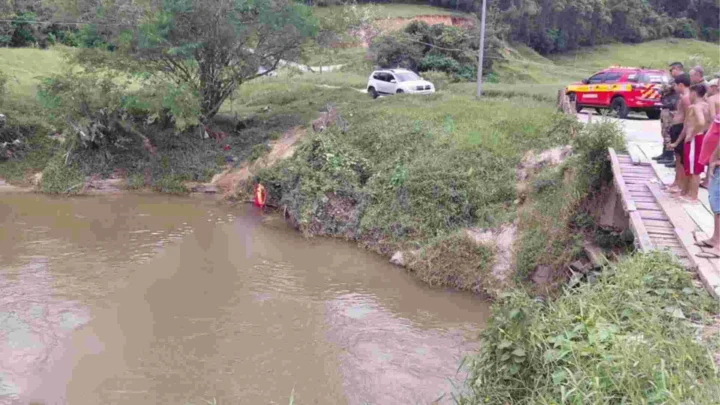 Adolescente de 12 anos é encontrado morto no Rio Imaruí em São José