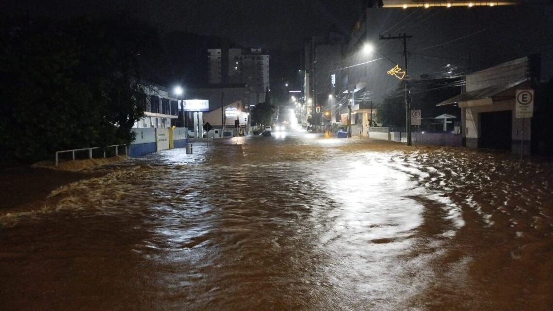 Volume expressivo de chuva provoca alagamentos e estragos nas estradas rurais de Concórdia