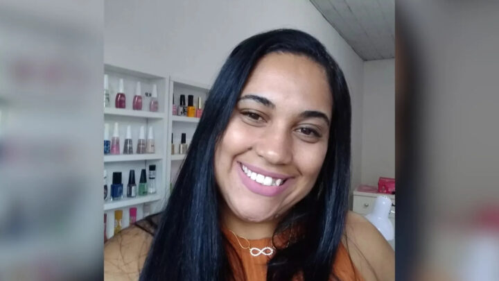 Mulher morre após forro desabar em Joinville