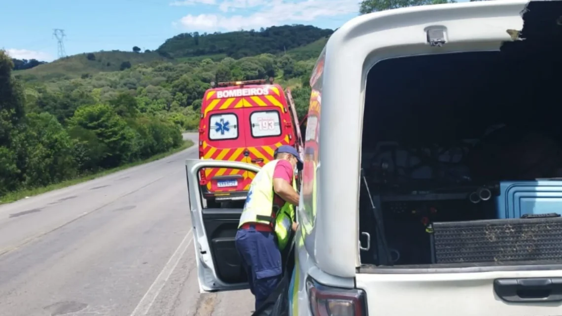 Homem de 36 anos é encontrado morto dentro de veículo na BR-470