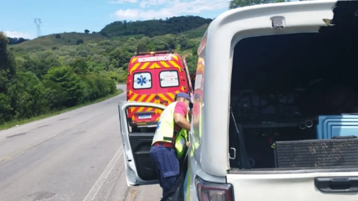 Homem de 36 anos é encontrado morto dentro de veículo na BR-470