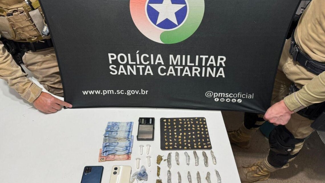 Polícia Militar apreende drogas prontas para venda e detém homem em Chapecó