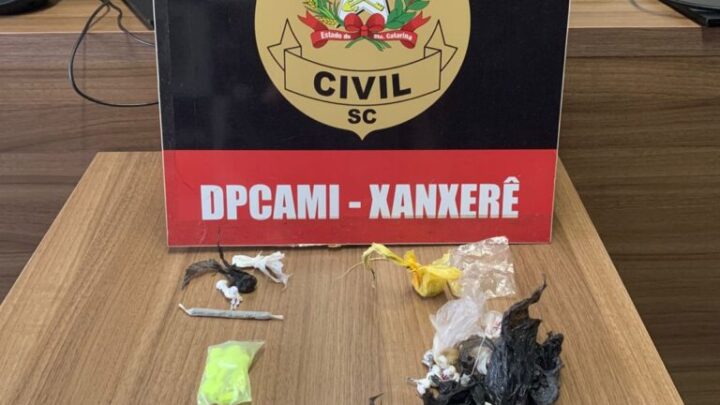 Polícia Civil prende dois adultos e apreende quatro adolescentes por tráfico de drogas em Xanxerê