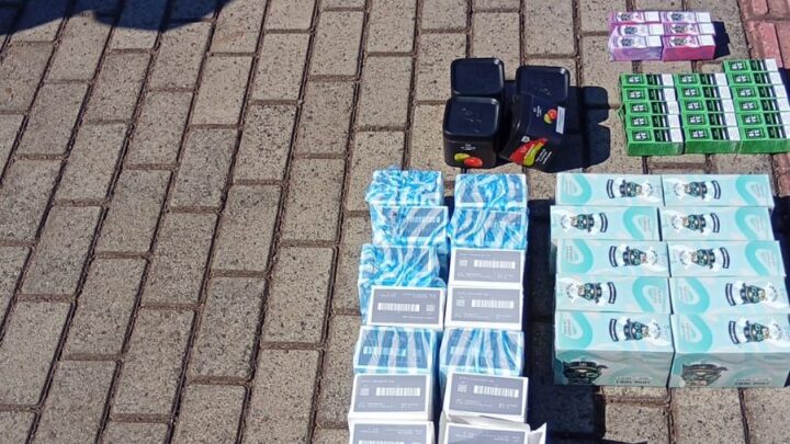 Contrabando é flagrado pela Polícia Militar durante abordagem em Modelo