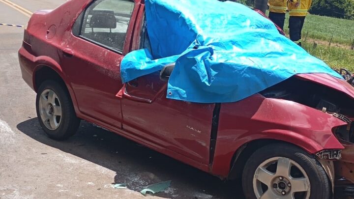 Colisão entre três veículos deixa um morto e quatro feridos na SC-480 em Galvão